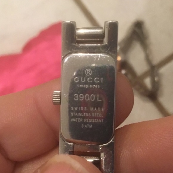 SALE ☄️GUCCI 26 DIAMOND MOP Watch EC - Picture 10 of 14